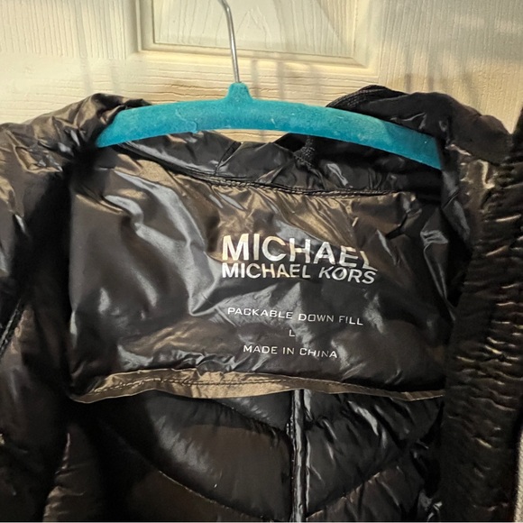 Michael Michael Kors Packable Size Large Black - Picture 5 of 14